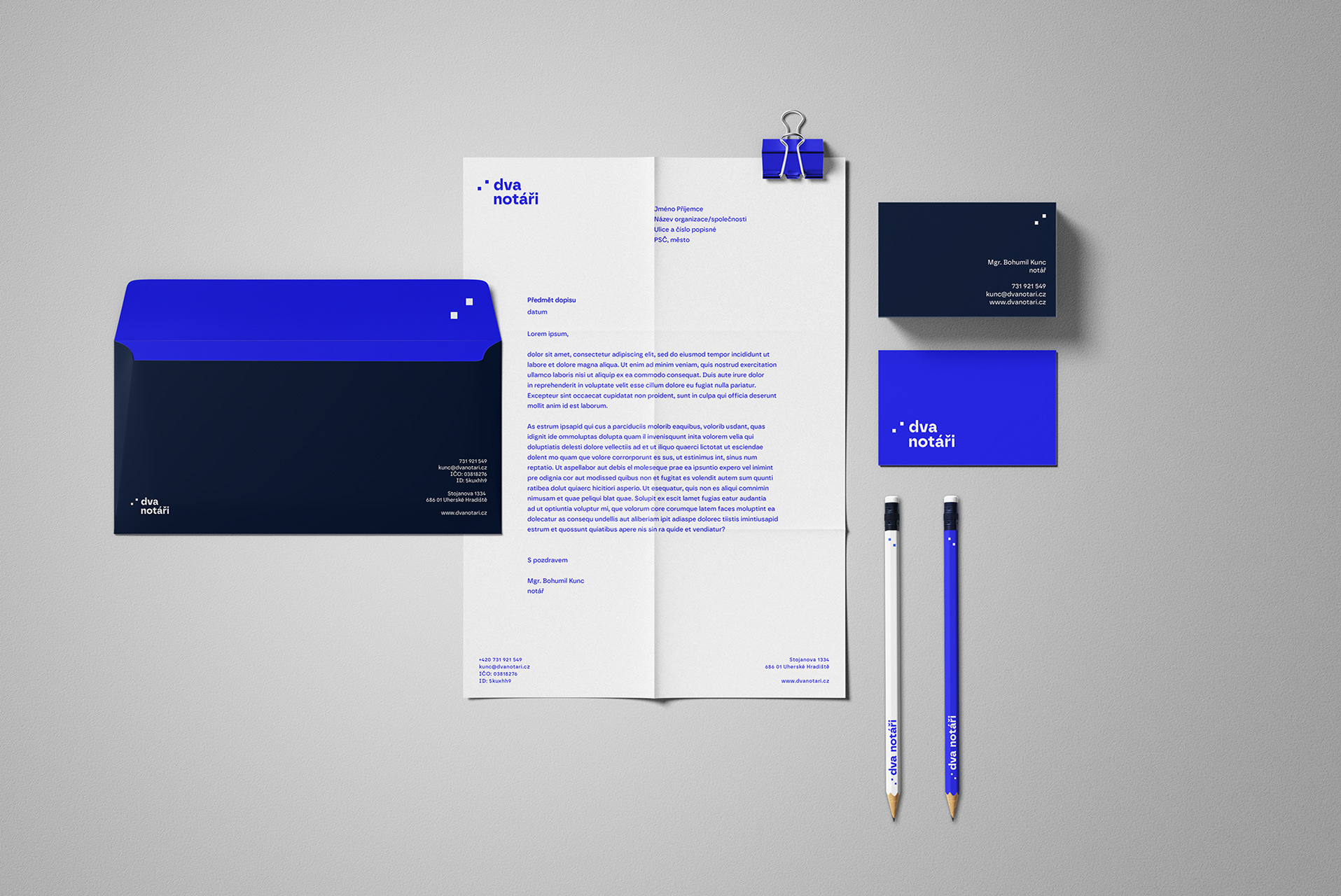 Product, design or logo showcase